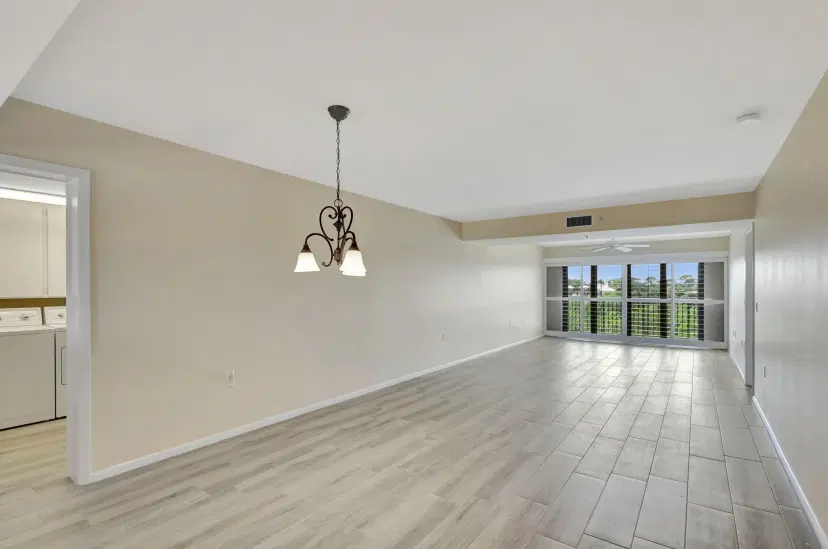 Picture of 1701 Marina Isle Way 404, Jupiter FL 33477
