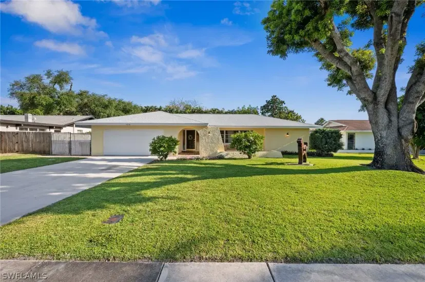 Picture of 1256 Morningside Dr, Fort Myers FL 33901