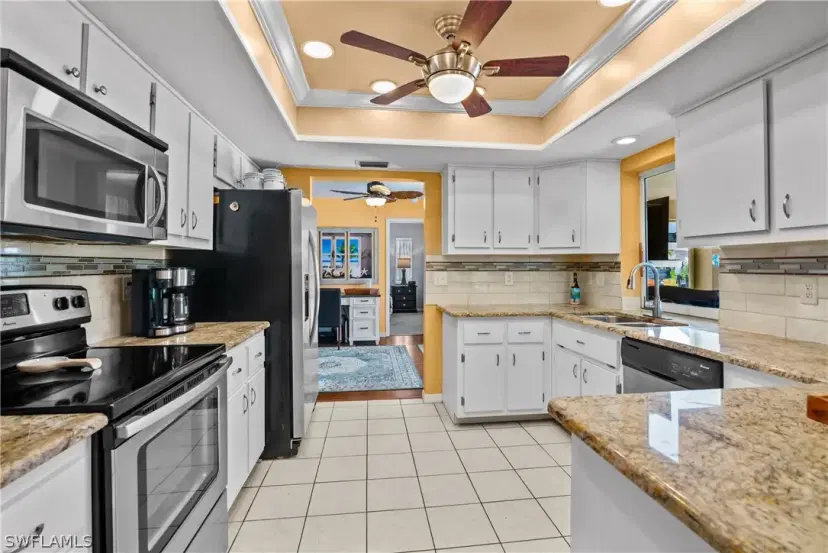 Picture of 3914 Gulfstream Pkwy, Cape Coral FL 33993