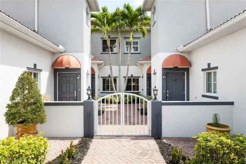 Picture of 12101 Santaluz Dr 102, Fort Myers FL 33913