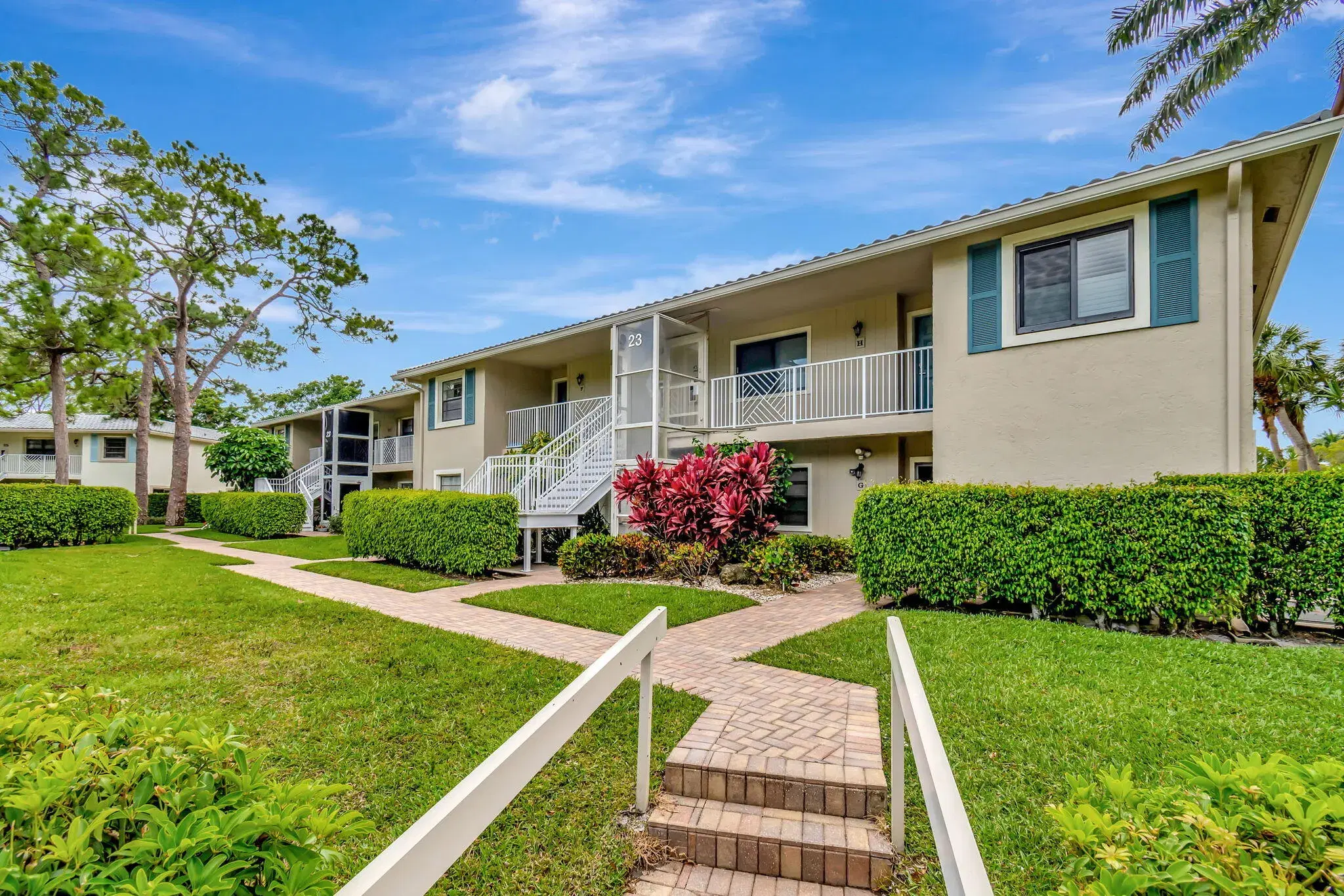 Picture of 23 Westgate Lane E, Boynton Beach, FL 33436