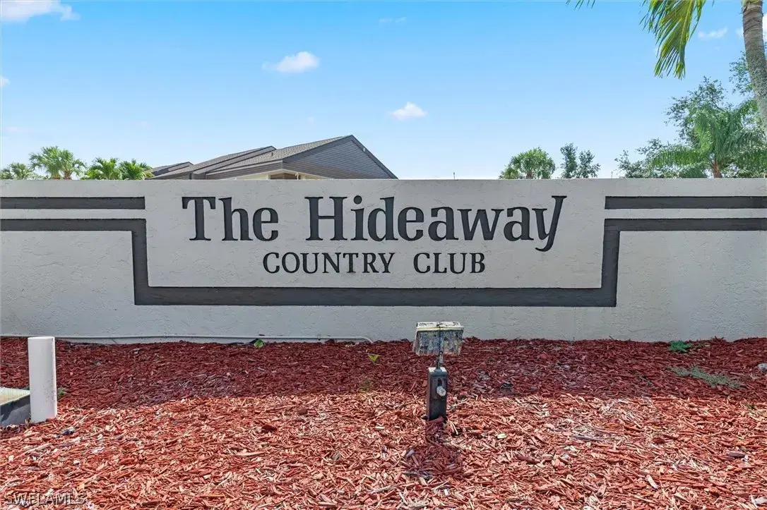 Picture of 5625 Trailwinds Dr 412, Fort Myers, FL 33907