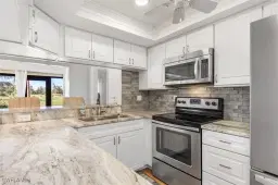 Picture of 5625 Trailwinds Dr 412, Fort Myers, FL 33907