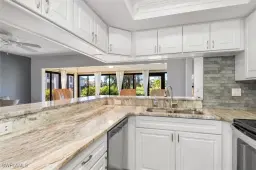 Picture of 5625 Trailwinds Dr 412, Fort Myers, FL 33907