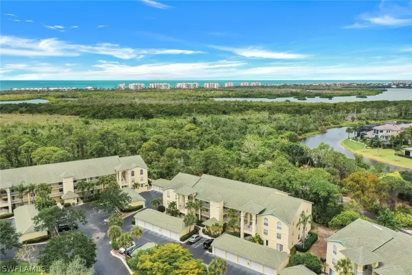 Picture of 15505 Cedarwood Ln 204, Naples FL 34110