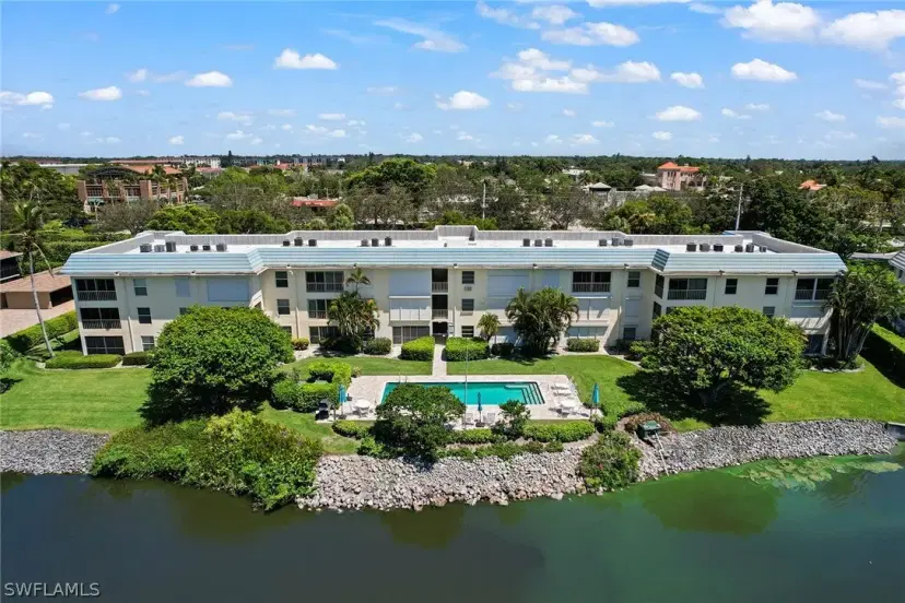 Picture of 3055 Riviera Dr 103, Naples FL 34103