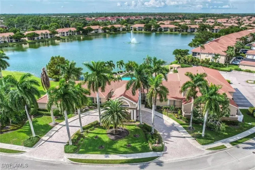 Picture of 6655 Huntington Lakes Cir 202, Naples, FL 34119