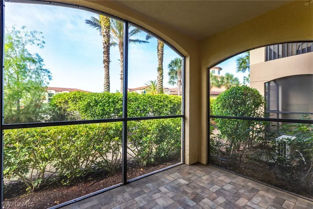 Picture of 12920 Positano Cir 104, Naples, FL 34105