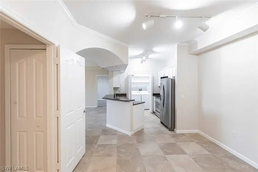 Picture of 12920 Positano Cir 104, Naples FL 34105