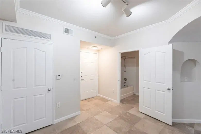 Picture of 12920 Positano Cir 104, Naples FL 34105