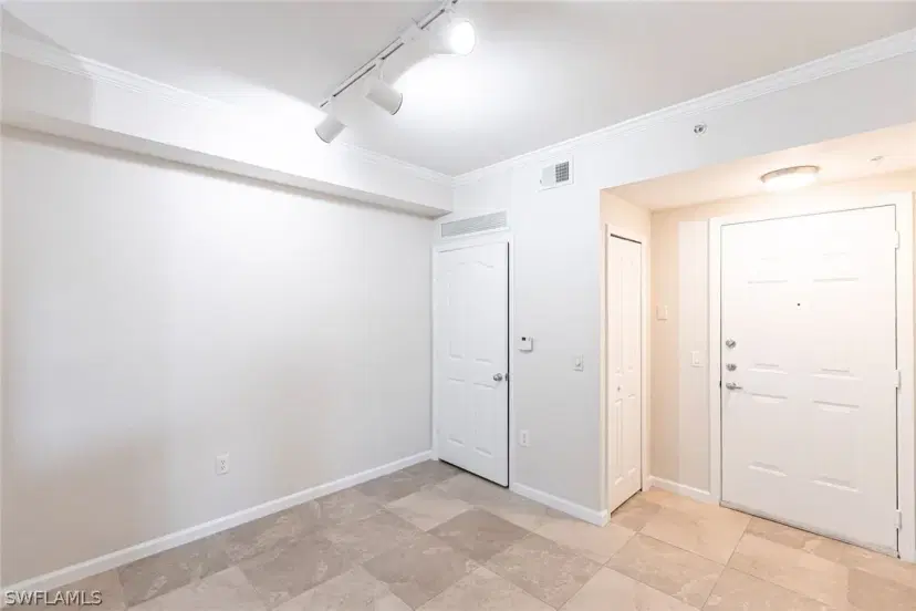 Picture of 12920 Positano Cir 104, Naples FL 34105