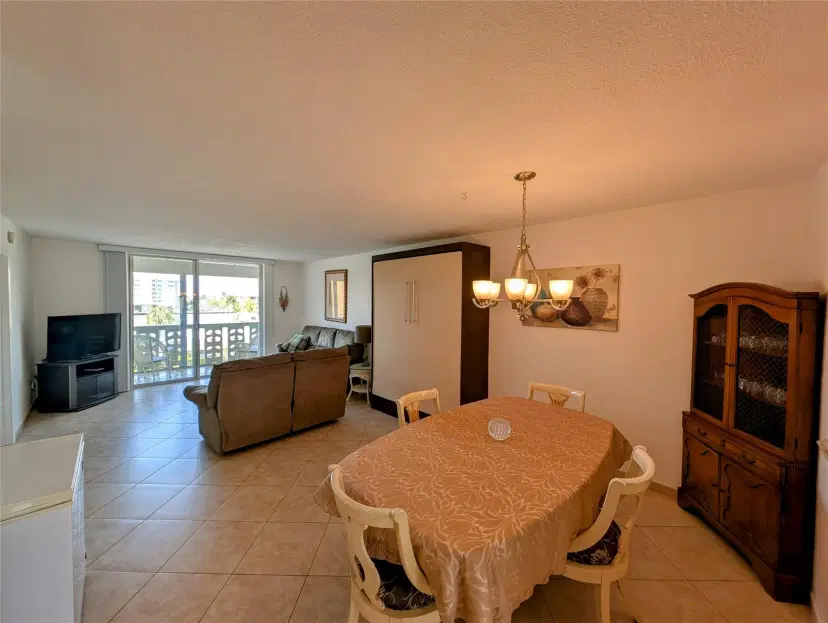 Picture of 1893 S Ocean Dr 405, Hallandale Beach FL 33009