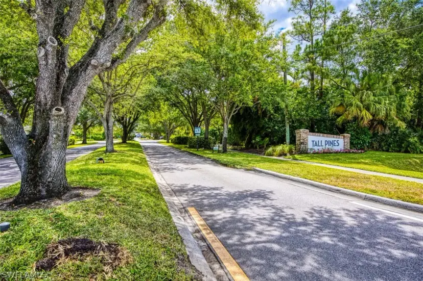 Picture of 6100 Cypress Hollow Way, Naples FL 34109