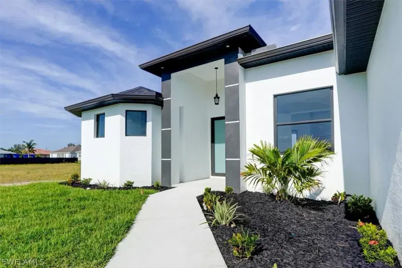 Picture of 1032 NW 36Th Pl, Cape Coral FL 33993