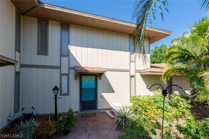 Picture of 4280 Island Cir B, Fort Myers FL 33919