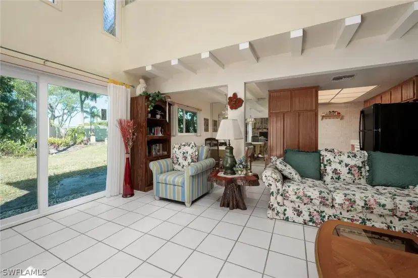 Picture of 4280 Island Cir B, Fort Myers FL 33919
