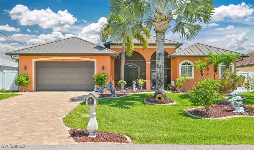 Picture of 841 SE 3Rd Ter, Cape Coral FL 33990