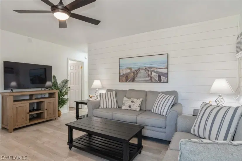 Picture of 190 N Collier Blvd S5, Marco Island FL 34145