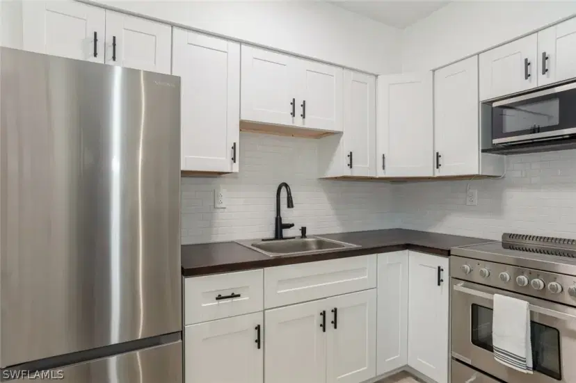 Picture of 190 N Collier Blvd S5, Marco Island FL 34145