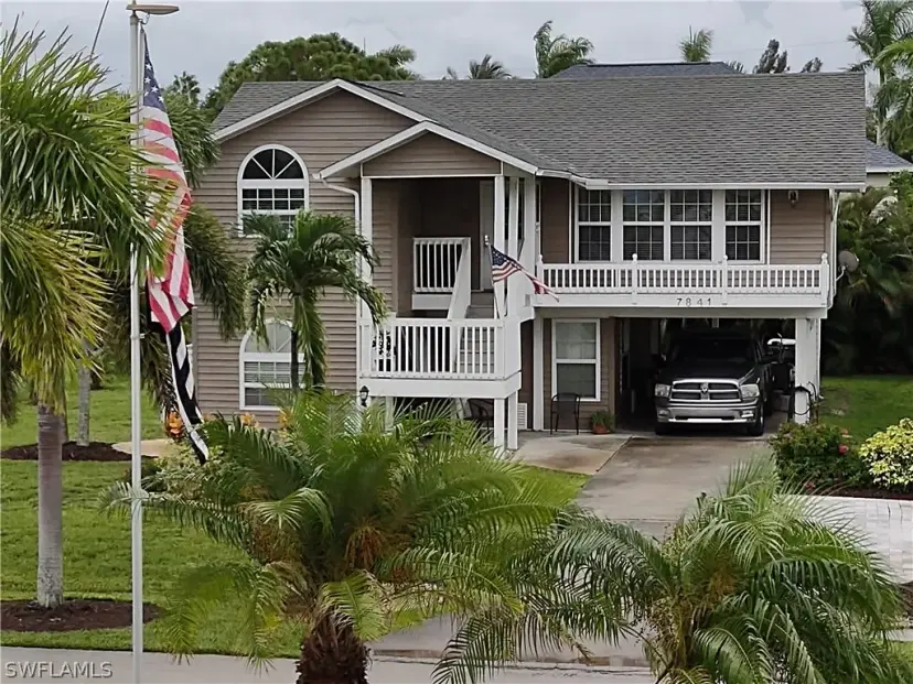 Picture of 7841 Breakwater Ct, Bokeelia FL 33922