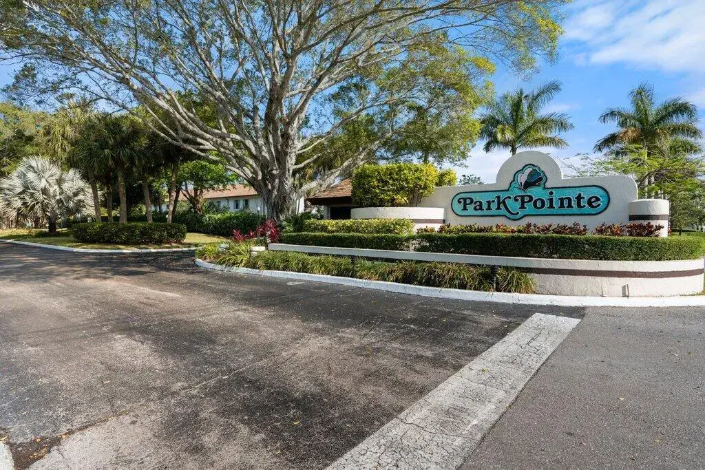 Picture of 3322 Perimeter Drive 3322, Greenacres, FL 33467