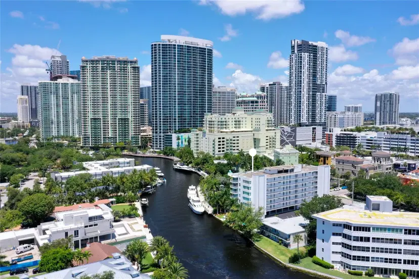 Picture of 800 SE 4Th St 104, Fort Lauderdale FL 33301