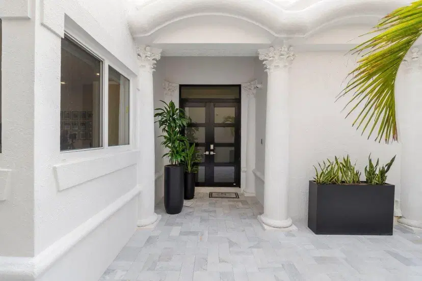 Picture of 350 E Royal Palm Road, Boca Raton FL 33432