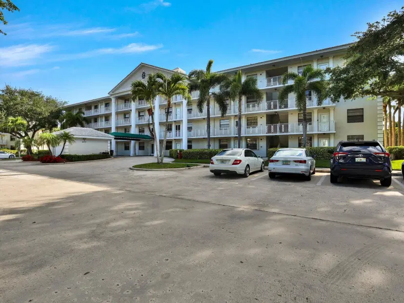 Picture of 6073 Balboa Circle 205, Boca Raton FL 33433