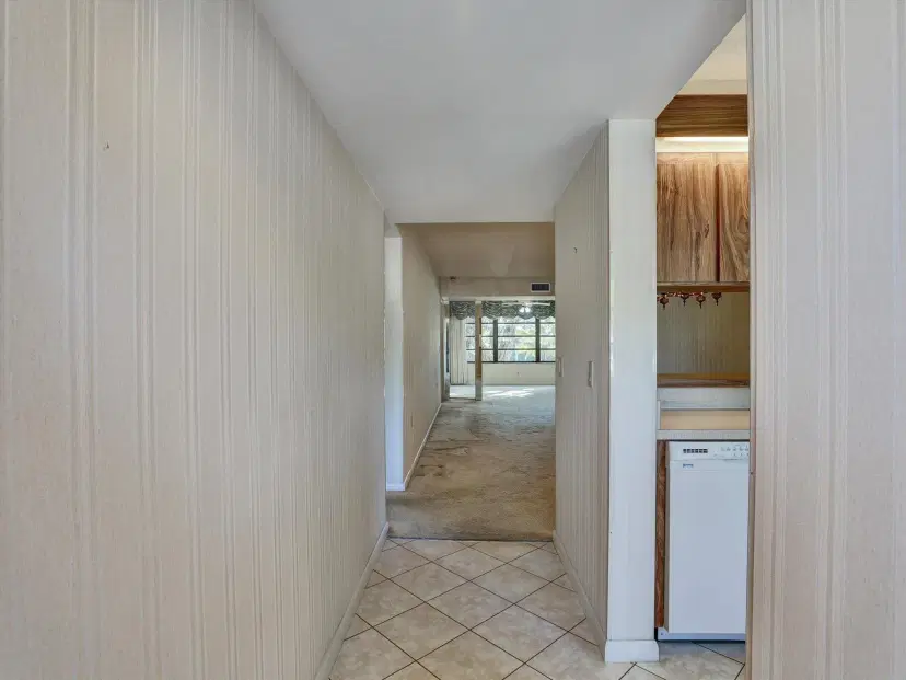Picture of 6073 Balboa Circle 205, Boca Raton FL 33433