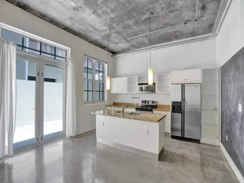 Picture of 435 N Andrews Ave 204, Fort Lauderdale FL 33301