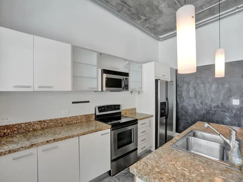 Picture of 435 N Andrews Ave 204, Fort Lauderdale FL 33301