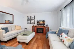 Picture of 191 Lake Point Ln 8A, Naples, FL 34112