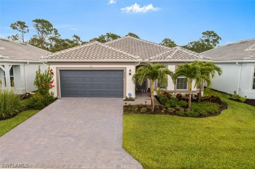 Picture of 7521 Paradise Tree Dr, North Fort Myers FL 33917