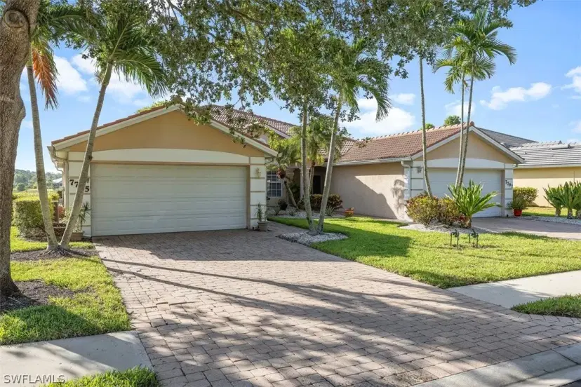 Picture of 7795 Berkshire Pines Dr, Naples FL 34104