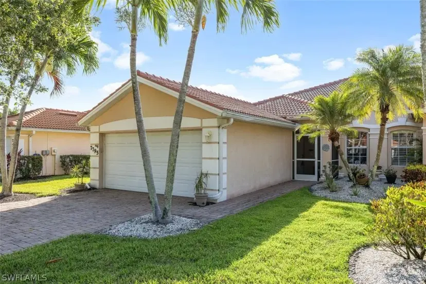 Picture of 7795 Berkshire Pines Dr, Naples FL 34104