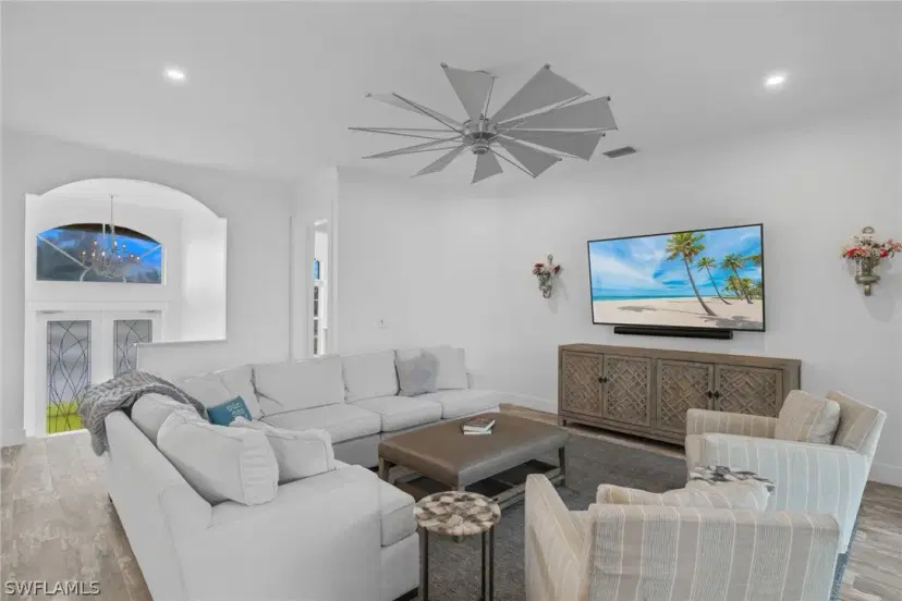 Picture of 1199 Par View Dr, Sanibel FL 33957
