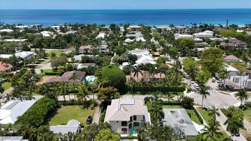 Picture of 33 3Rd St S, Naples FL 34102
