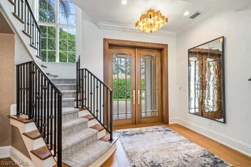 Picture of 33 3Rd St S, Naples FL 34102