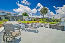 Picture of 2002 SE 6Th Ave, Cape Coral, FL 33990