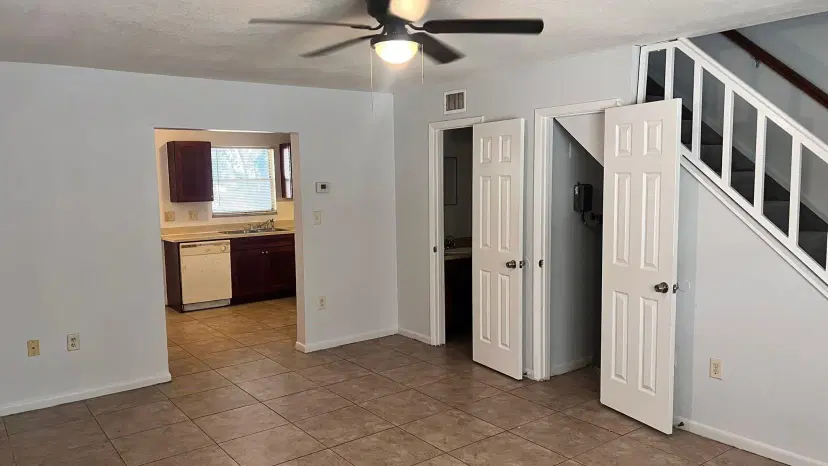 Picture of 2019 Oleander Blvd B, Fort Pierce FL 34950