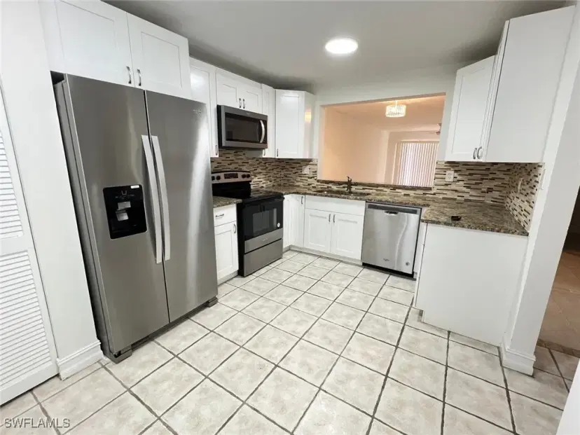 Picture of 1350 Churchill Cir L104, Naples FL 34116