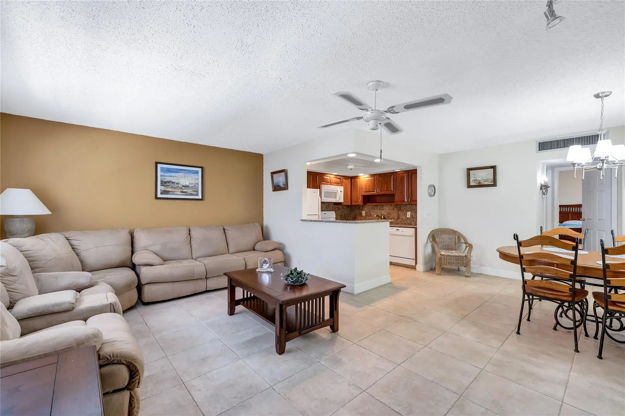 Picture of 95 Waterford D D, Delray Beach, FL 33446