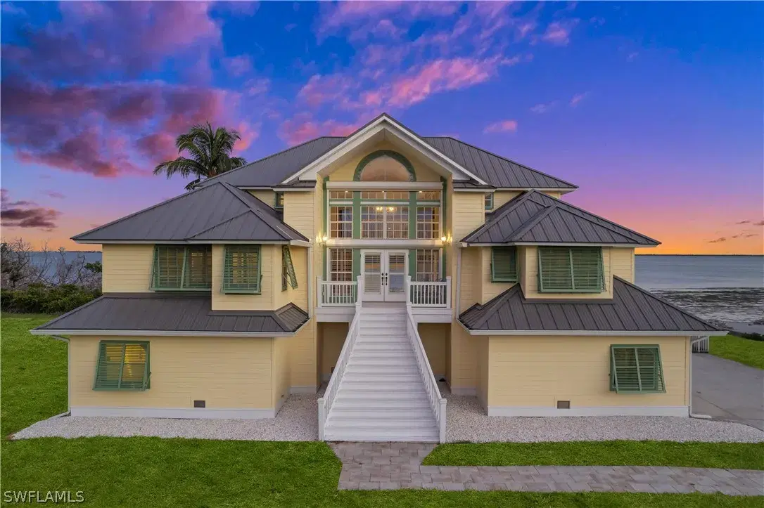 Picture of 2272 Macadamia Ln, St. James City, FL 33956