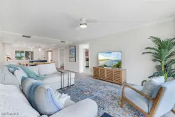 Picture of 200 Periwinkle Way 114, Sanibel, FL 33957