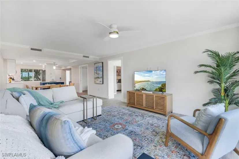 Picture of 200 Periwinkle Way 114, Sanibel FL 33957