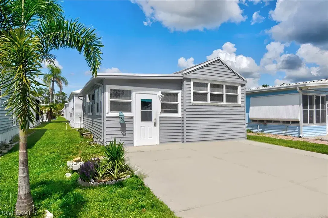 Picture of 11 Fountain View Blvd, North Fort Myers, FL 33903