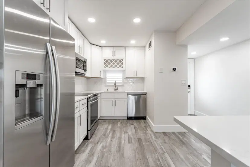 Picture of 8971 S Hollybrook Blvd 308, Pembroke Pines FL 33025