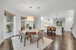 Picture of 701 Tamarind Ct, Naples, FL 34108