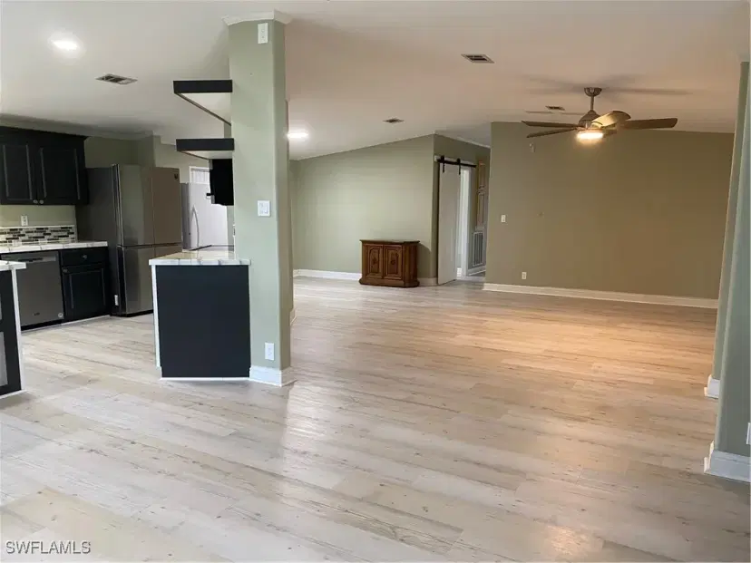 Picture of 928 Yacht Club Way Nw, Moore Haven FL 33471
