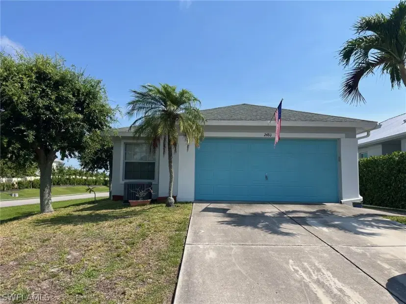 Picture of 2480 Lake Ave, Naples FL 34112